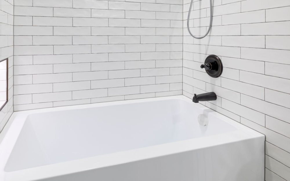 Bathtub resealing